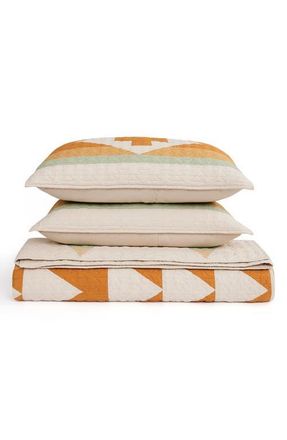 Pendleton Solstice Canyon Quilt & Shams Set in Tan Multi at Nordstrom, Size Full