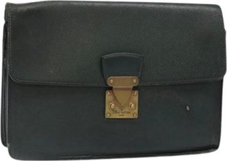 Louis Vuitton Pre-owned Clutches, female, Green, Size: ONE SIZE Pre-owned Taiga Leather Clutch