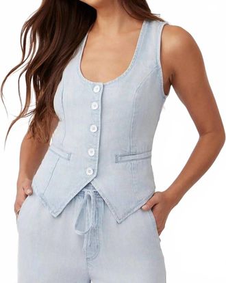 Bella Dahl Scoop Neck Vest In Oasis Spray Wash