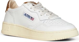 Autry Womens Sneakers Medalist Low White Leather Camel Trainers