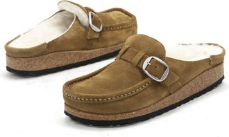 Birkenstock Womens Buckley Shearling Clogs In Tea