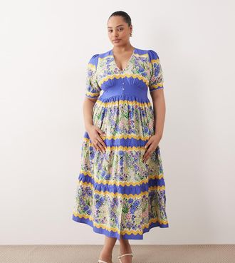 Hope & Ivy Vestito grembiule midi con scollo a V e maniche a sbuffo blu e giallo a fiori-Multicolore