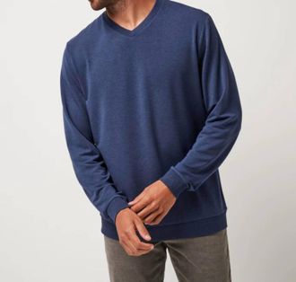 Travis Mathew Amenities V-Neck Crew Sweater In Heather Blue Nights