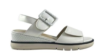 Unity in Diversity Womens Glide Wedge Sandal In White