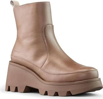 Cougar Womens Villa Boot In Almond