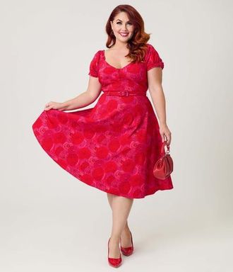 Unique Vintage Plus Size Ohara Swing Dress in Red & Pink Flower Print at Nordstrom, Size 5X