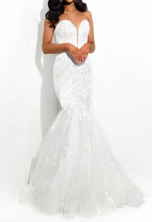 Jasz Couture Embroidered Sweetheart Trumpet Gown In White
