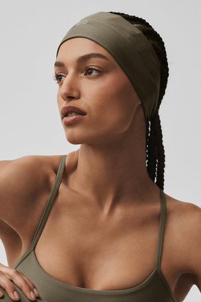 Alo | Airlift Headband in Olive Tree Green