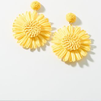 Simons Womens Large raffia flower earrings