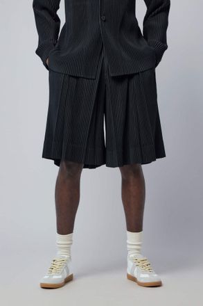 Homme Pliss&eacute; Issey Miyake Pleated Shorts