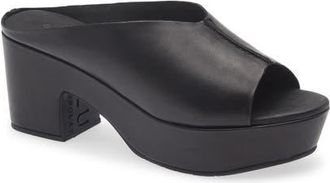 Chocolat Blu Gito Platform Slide Sandal in Black Leather at Nordstrom, Size 7.5