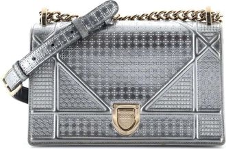 Dior Diorama Flap Bag Cannage Embossed Calfskin Small shoulder bag - Zilver