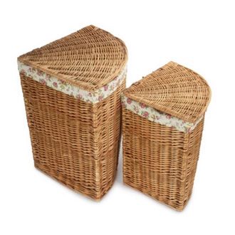 Red Hamper Cotton Lined Light Steamed Corner Laundry Basket in Natural