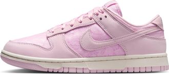 Nike (WMNS) Nike Dunk Low Regal Pink HJ5870-600