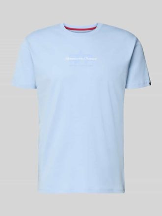 Alpha Industries Alpha Industries T-Shirt mit Label-Detail in Hellblau, Gr&ouml;&szlig;e XXXL