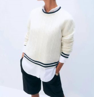 White + Warren Cashmere Varsity Cable Crew Top In White/navy