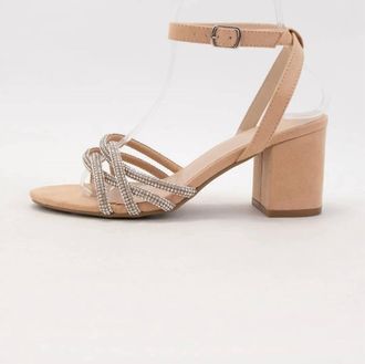 Wild Diva Womens Larra Sandal In Beige
