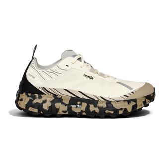 Norda Sneakers, male, Beige, Size: 10 1/2 US 001 Trail Running Shoe
