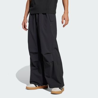 adidas Originals Mens Premium Essentials Utility Parachute Pants - Black polyamide - Size 30