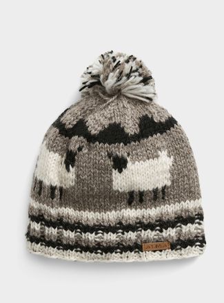 Alma Womens White sheep artisanal Tuque Hat