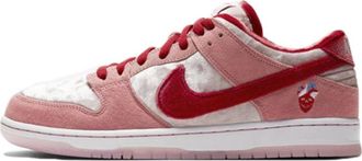 Nike x StrangeLove SB Dunk Low Valentines Day CT2552-800