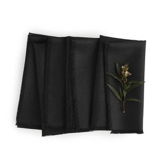 Solino Home Linen Dinner Napkins - Fringe, 20 x 20 in Black at Nordstrom, Size Large