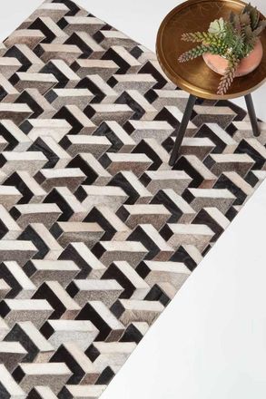 Homescapes Grey & Black Geometric Leather Rug, 90 x 150 cm | Size: 90 cm x 150 cm
