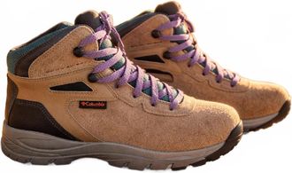 Columbia Womens Newton Ridge Bc Boots In Wet Sand, Cedar