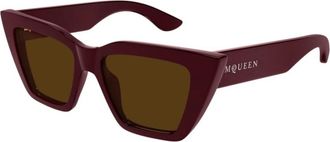 Alexander McQueen Am 0507S 003 Zonnebril - Dames - Zonnebrillen - Rood - 52 MM - Nylon - Accessoires