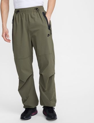 Nike Mens Tech Woven Oversized Pants in Green | HM7158-223