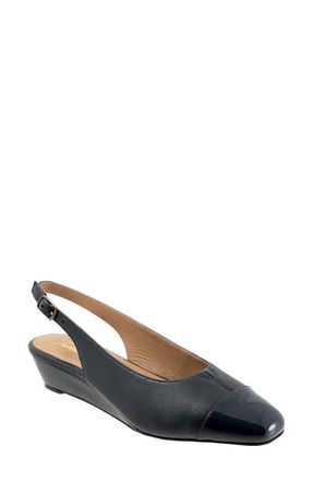 Trotters Dea Slingback Cap Toe Wedge Pump in Navy at Nordstrom, Size 10.5