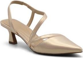 Adrienne Vittadini Sinnia Pointed Toe dOrsay Pump in Desert at Nordstrom Rack, Size 8.5