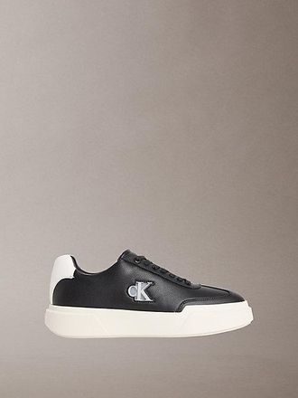 Calvin Klein CK Avenue - leren sneakers met logo in reli&euml;f