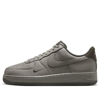 Nike Air Force 1 Low 07 LV8 Khaki Green HM9483-300