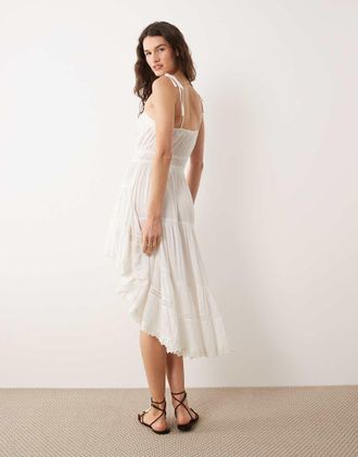 Miss Selfridge Vestito lungo asimmetrico con finiture in pizzo-Bianco