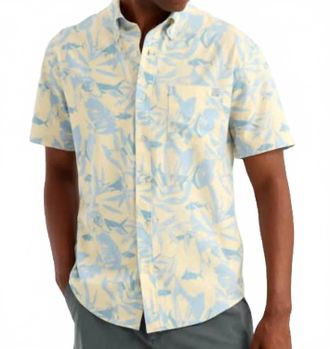 Huk Mens Kona Printed Short Sleeve Shirt In Oyster Grey