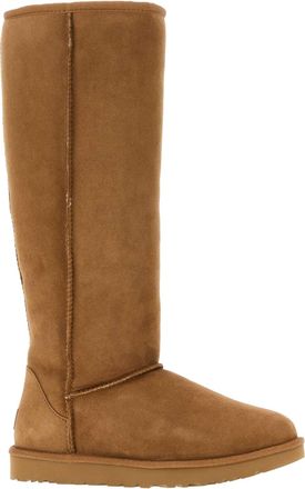 UGG Classic Boots - Brown