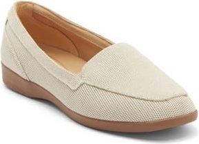 Easy Spirit Devitt Flat in Light Natural at Nordstrom Rack, Size 7.5