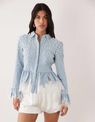 Asos Camicia di jeans a corsetto e peplo azzurra con dettagli in pizzo e perle-Blu