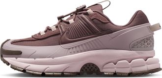 Nike Womens Zoom Vomero Roam Winterized Shoes in Purple | HQ2181-501
