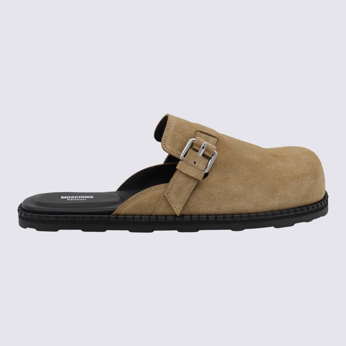 サンダル・ミュール MOSCHINO Suede sandals Beige Moschino Beige Sandals from $261.00 - on Stylight