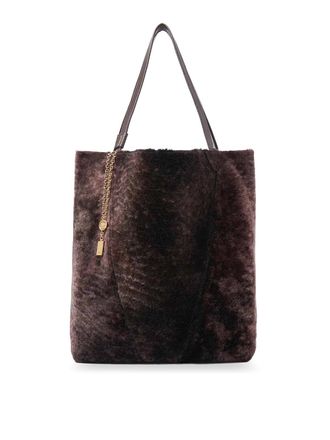 Chlo&eacute; Spin Shoulder Bag In Shearling