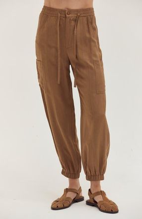 Crescent Lightweight Cargo Jogger Pants in Brown at Nordstrom, Size X-Small