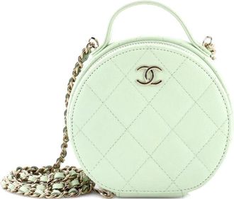 Chanel Handle with Care Round Vanity Case with Chain Quilted Caviar Small crossbody bag - women - Calf Leather - One Size - Green