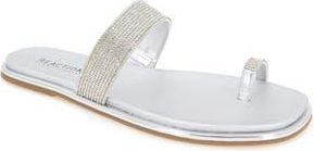 Kenneth Cole Reaction Wilfred Toe Loop Flat Sandal in Silver at Nordstrom Rack, Size 8.5