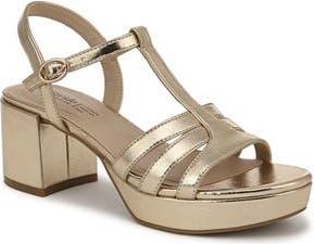 Life Stride Rio Ankle Strap Platform Sandal in Gold at Nordstrom Rack, Size 7.5