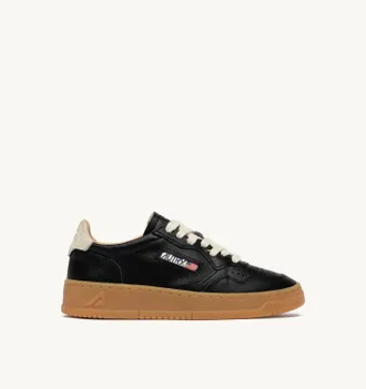 Autry SNEAKERS MEDALIST LOW IN PELLE NERA E MARSHMALLOW