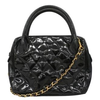 Chanel Pre-owned Cross Body Bags, female, Black, Size: ONE SIZE Pre-owned Patent Leather Cross Body Bag