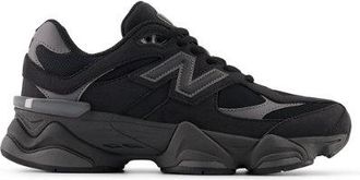 New Balance Ni&ntilde;os 9060 Lace en Negro/Gris, Gamuza/Malla, Talla 35.5