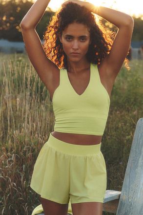 Alo | Airbrush Real Bra Tank Topshine Top in Sun, Size: Medium